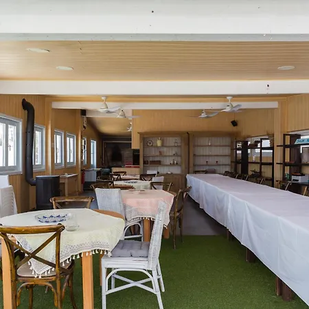 Holiday home Oliwood - Fama *